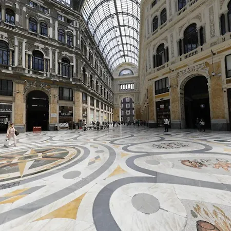 Cuore Napoli Centro-2